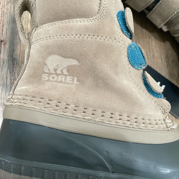 NEW Sorel winter snow boots boy 13 - Picture 9 of 10